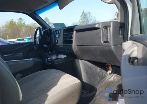 2013 Chevrolet Express 2500 Work Van from USA, damaged, VIN 1GCWGFBA8D1141378